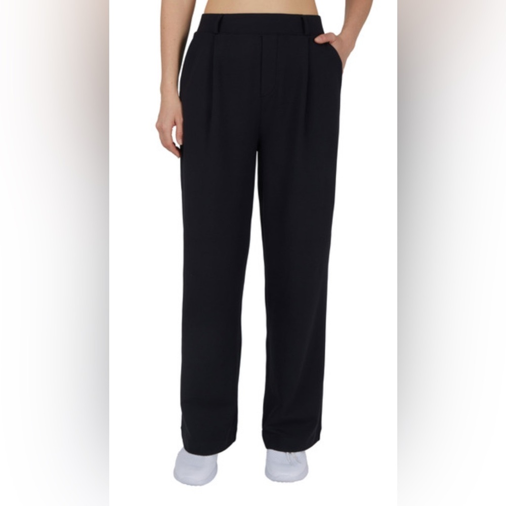✨ Reflex Women’s Knit Pleated Trouser Pant — NWT✨